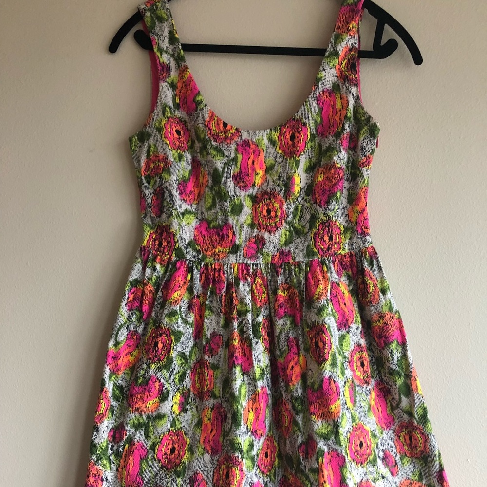 Zara flower dress M